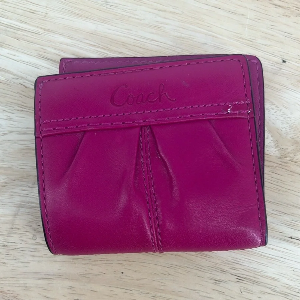 Coach Wallet Bifold Leather Pink Y2K